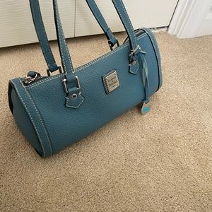 DOONEY AND BOURKE BLUE BARREL SHOULDER BAG